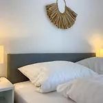 בית הארחה Strandnest 3*